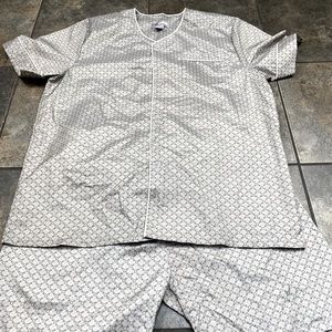 10W Apparel Gray Silky Pajama Set Size Medium